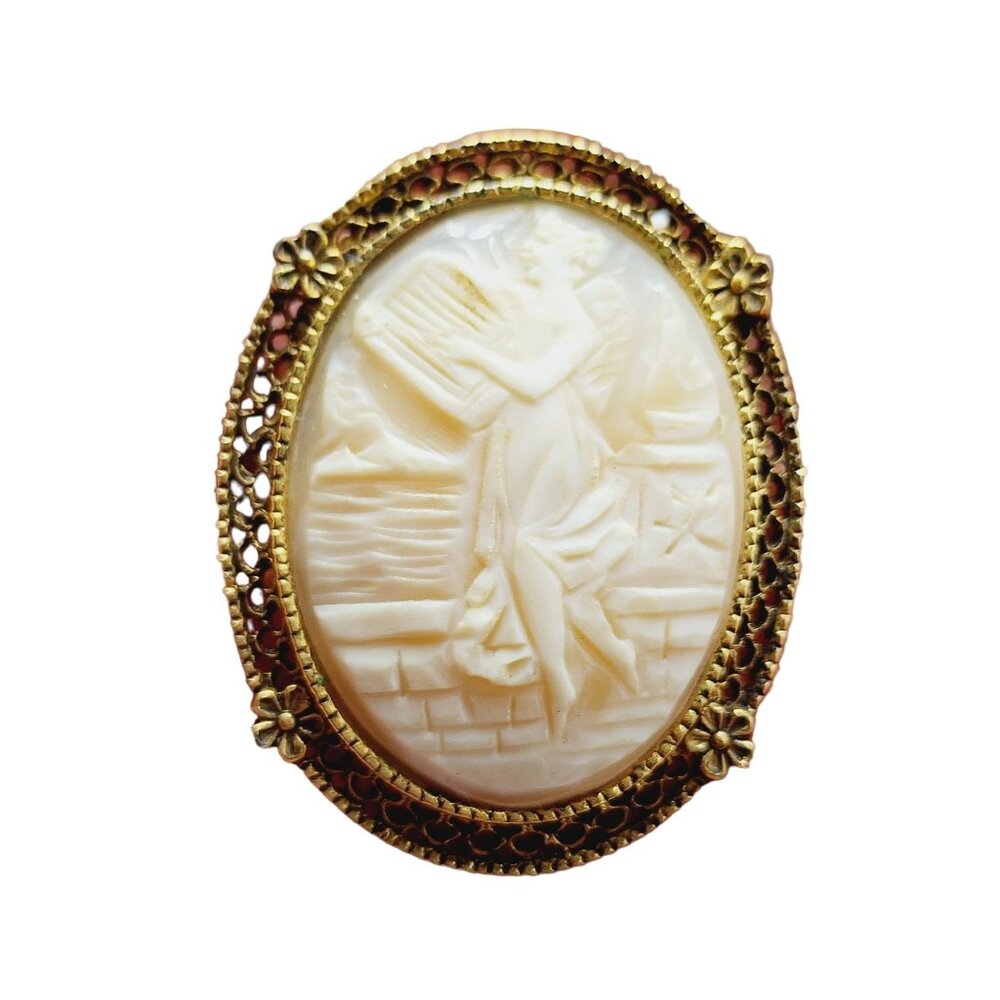 Vintage Lady with Harp Shell Cameo Brooch/Pendant (A1744)